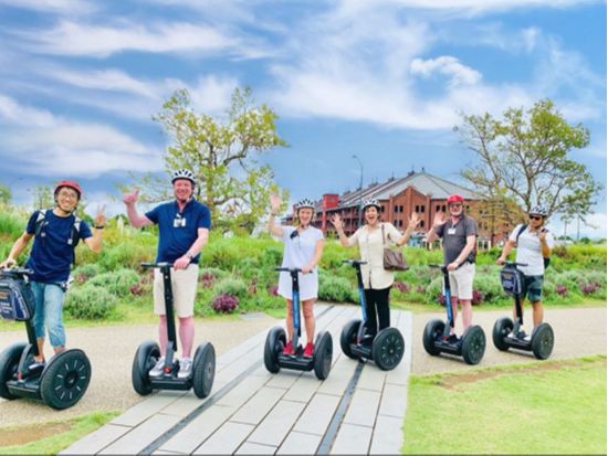 セグウェイツアー　横浜みなとみらいの定番スポットを巡る！運転講習あり＜午前or午後／2時間半／横浜＞