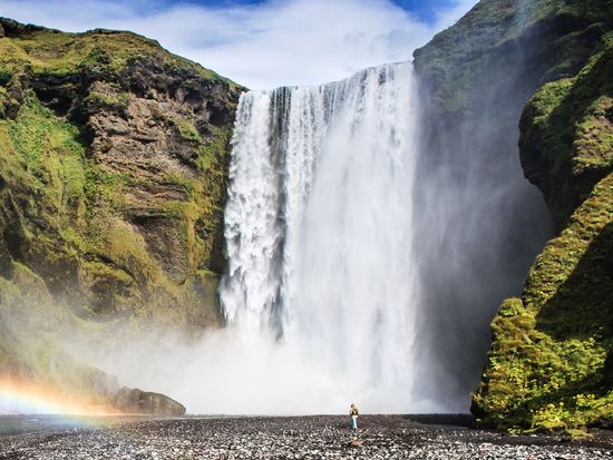 Iceland_Skogafoss_Waterfall_shutterstock_656211241