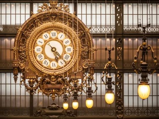 ガイド・アシスタント貸切観光　美術館巡り・ショッピング・蚤の市にも！＜公共交通機関利用／1-6名／4-8時間／日本語ガイドorアシスタント＞