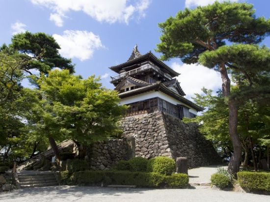 金沢発日帰りバスツアー 東尋坊＋丸岡城＋永平寺 越前定番スポット3か所を巡る＜土日祝運行／金沢駅・芦原温泉駅・あわら湯のまち駅降車可／1日＞