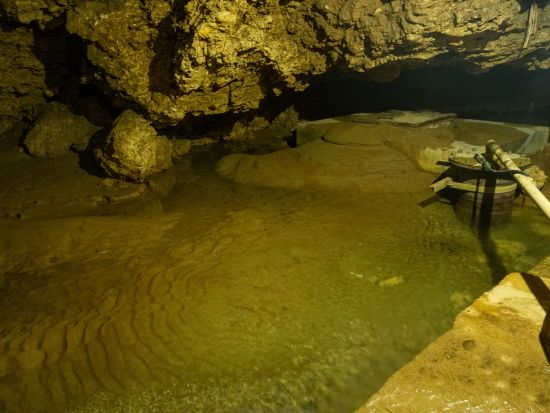 沖永良部島サイクリングツアー　住吉暗川（クラゴー）＋昇竜洞＋大山＋芭蕉布工房＋田皆岬　屋子母海岸から出発！ 島の南西部をたっぷり探索＜昼食付／沖永良部島＞