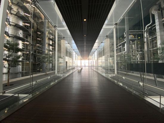 貸切観光タクシー おりづるタワー＋平和記念公園＋中工場＋いろはビレッジ＜4時間～／1-6名／広島市内・空港発着＞4名参加で1名8,275円～ byカープタクシー