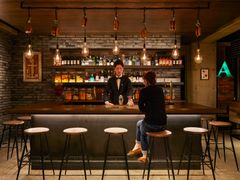bar