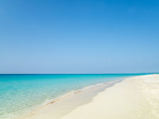 Miyakojima_YonahaMaehamaBeach_pixta_49459714_XL