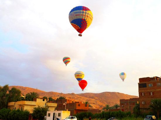ルクソール熱気球遊覧 朝日とともにルクソールの街を上空散策＜英語／送迎付／ルクソール発＞