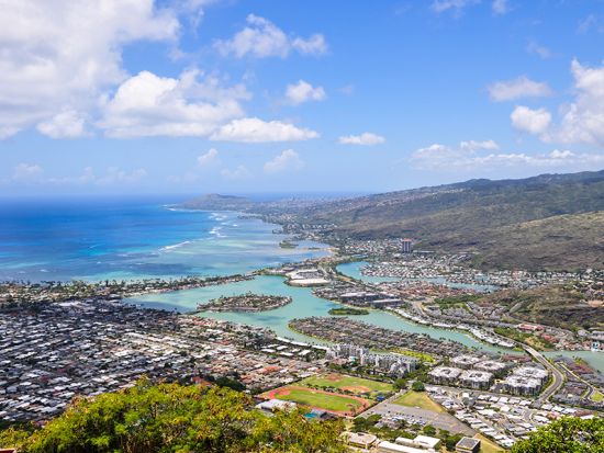 マリンスポーツパッケージ　2種類または3種類　バナナボート＋バンパーチューブもしくは＋シュノーケリングも！送迎付きプランあり＜ハワイカイ＞