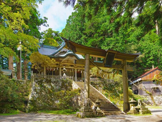 世界遺産熊野三山 玉置神社正式参拝ツアー 「神様に呼ばれないと辿り着けない」パワースポットへ＜貸切／送迎・昼食付／十津川村＞by 十人十旅