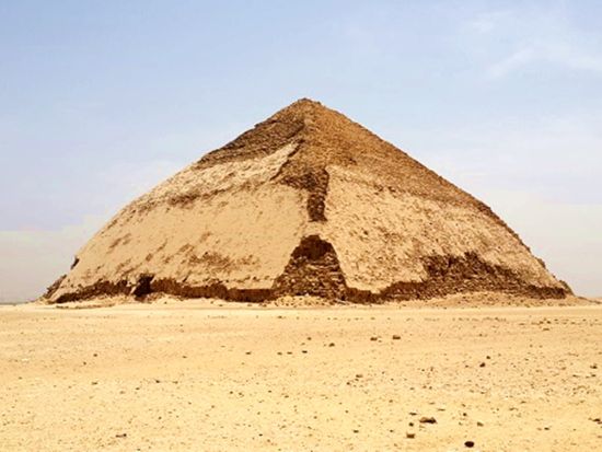 【混載】ピラミッドを制覇！3大ピラミッド&スフィンクス＋ダハシュール＋メンフィス＋サッカラ観光　*カルトゥーシュ事前注文可＜終日／日本語／送迎付／カイロ発＞