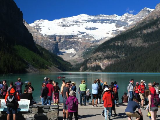 世界遺産カナディアンロッキー コロンビア大氷原＆レイクルイーズ＆アイスフィールドパークウェイ ＜5～10月／日本語ガイド／バンフまたはレイクルイーズ発＞