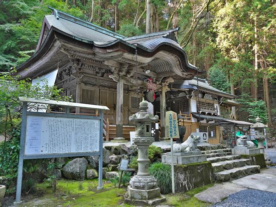 Japan_Mie_福王神社_pixta_72830168_M