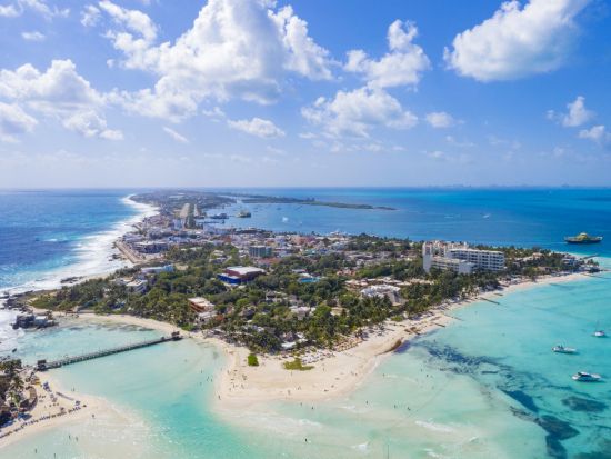 カタマランヨットで行くカリブ海クルージング＆イスラ・ムへ―レス島ツアー！＜英語／往復送迎／カンクン発＞ *港チェックインの日本人アシスタント付き