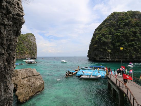 ロ・サマ湾より上陸