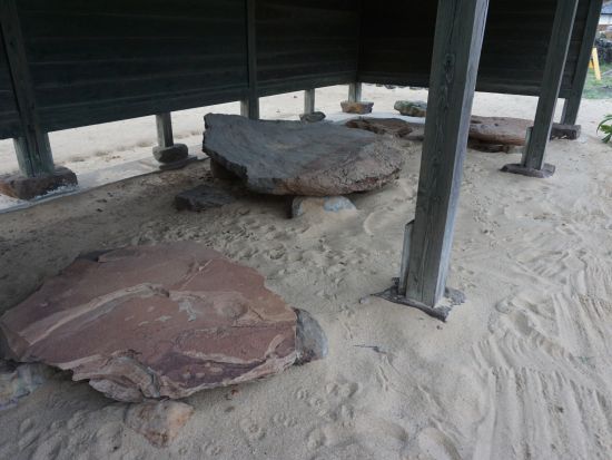 宇久の歴史まち歩きガイドツアー　歴史マニア必見！平家伝説が残る宇久島の歴史的文化財を巡る＜2時間／宇久島＞ by 宇久町観光協会