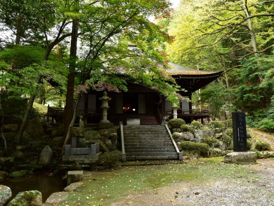 諏訪五ヶ寺めぐり！貴重な歴史遺産をめぐる旅＜3時間／選べる出発時間／貸切／諏訪市発＞