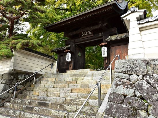 諏訪五ヶ寺めぐり！貴重な歴史遺産をめぐる旅＜3時間／選べる出発時間／貸切／諏訪市発＞