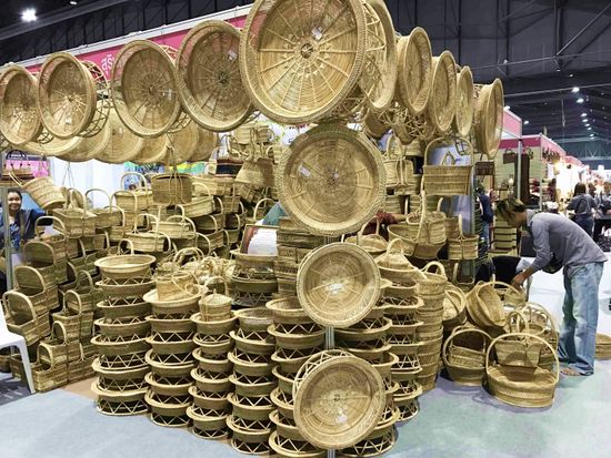 スリンラタン商品生産者ブース