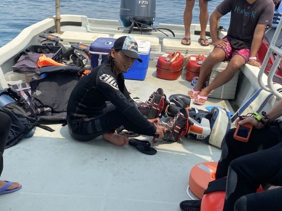 ジェットブレード体験　新感覚マリンスポーツ！海の上を飛んで絶景を楽しもう　シュノーケリングオプションあり＜10歳から参加OK／市街地ホテル送迎可＞