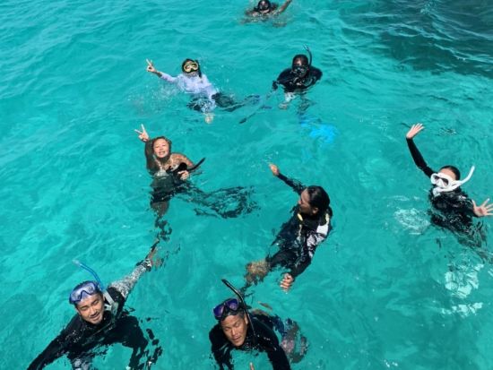 ジェットボードチャーター　最大8名！プライベート空間で美しい海を満喫　ウェイクボード・ジェットブレード・ジェットパックのオプションあり＜市街地ホテル送迎可＞