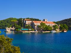 Croatia_Mljet_shutterstock_78172942