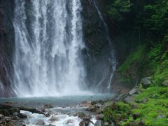Japan_Kagoshima_Maruowaterfall(丸尾滝)_pixta_5616455_XL