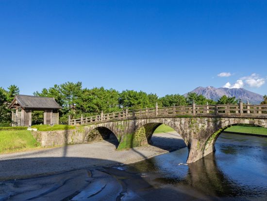 鹿児島市内発着貸切観光タクシー　定番観光スポット巡り　仙厳園＋石橋記念公園＋西郷隆盛銅像＋城山展望台などへご案内＜3～3.5時間／市内ホテル・鹿児島中央駅発着＞