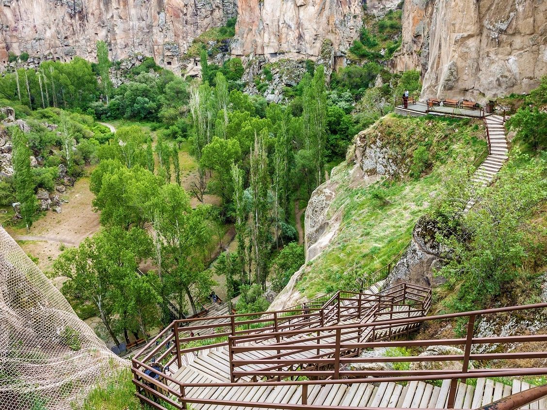 ウフララ渓谷（グリーンツアー） | トルコ 旅行の観光・オプショナル