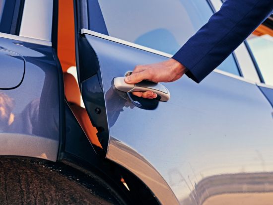 【熊本市内発／黒川温泉着】貸切観光タクシー　阿蘇ファームランド＋阿蘇山中岳火口＋大観峰 ＜約5時間＞ by 熊本タクシー