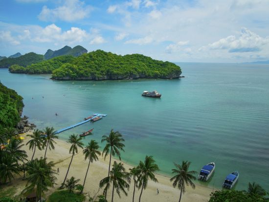 【空港送迎】サムイ国際空港⇔サムイ島内＜貸切／最大9名／日本語ガイド＞