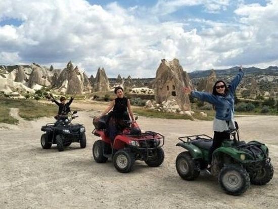 世界遺産カッパドキア　四輪バギーで巡る絶景ツアー＜選べる出発時間／約1～2時間／英語／カッパドキア発＞＊前日まで予約受付中