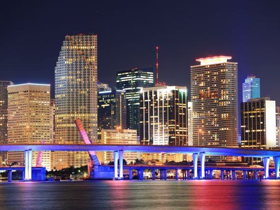 魅惑のマイアミ　アダルトナイトツアー ＜日本語ドライバーガイド＞