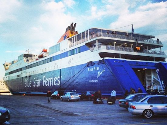 【港送迎】アテネ・ピレウス港 ⇔ アテネ市内または郊外 ＜貸切／英語ドライバー＞