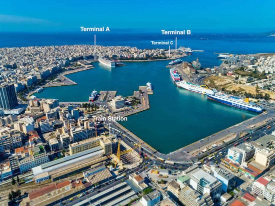 【港送迎】アテネ・ピレウス港 ⇔ アテネ市内または郊外 ＜貸切／英語ドライバー＞