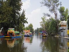 pixta_31010581_M