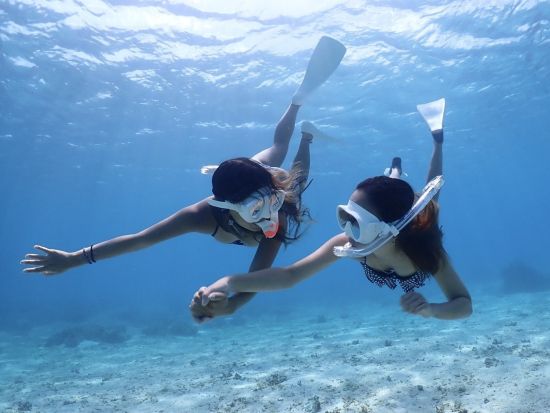【貸切】クリアSUP+ウミガメシュノーケリング 透明度抜群の海で感動体験！ドローン撮影あり◎＜送迎可能／宮古島＞by 宮古島マリン SUGAR3