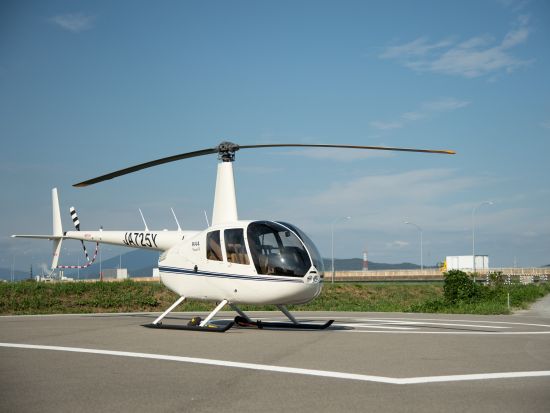 ヘリコプター遊覧 未経験の楽しさとまだ見ぬ京都を満喫！空の上で忘れられない非日常体験を＜フライト時間20分or30分／京都市＞