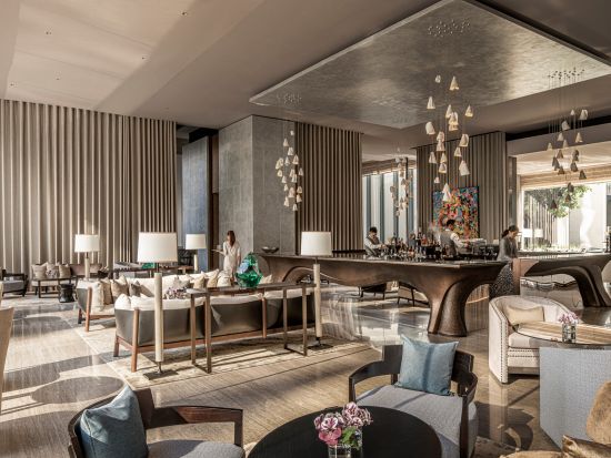 フォー シーズンズ ホテル バンコク「 Four Seasons Hotel Bangkok」アフタヌーンティー食事券&事前予約サービス＜サパーンタクシン駅＞ 