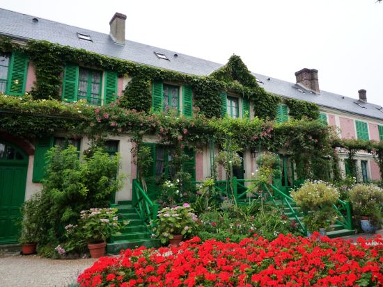 モネの庭園ジヴェルニー　半日観光ツアー ＜午前／日本語／4～10月／火・金曜＞by Mybus