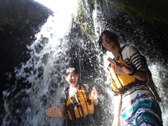 リバーカヤック＆キャニオニング1日ツアー 屋久島公認ガイド 田脇さんがご案内　秘境の滝までプチ冒険！ by ショアーズ