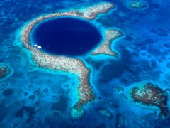 Blue Hole (2)