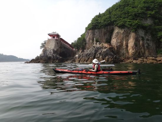 シーカヤック体験　えびす洞など南阿波の洞窟を海から探検＜6時間／美波町＞by Horizon