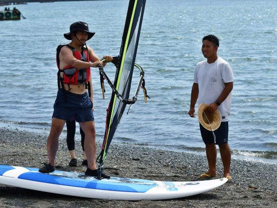 ウィンドサーフィンスクール　富士山をバックに三保の海でウィンドサーフィンを体験！＜半日または1日／清水＞by gosea's surf