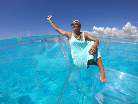 100%の透明ボートで360度のカリビアンブルーへ！カンクンの大自然が広がる自然保護区『ニチュプテ・ラグーン』から始まるカリブ海ボートツアー＜英語ガイド／3便＞