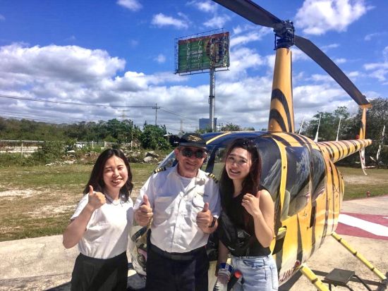ヘリコプター遊覧飛行ツアー　カリブ海の絶景を上空から見渡す空の旅＜1日5便／日本語ガイド／カンクン発／午前・午後出発／貸切フライト／送迎付き＞