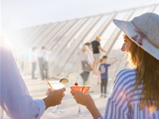 360度展望台「ザ・ビュー・アット・ザ・パーム」入場チケット事前予約！52階からドバイの絶景を大パノラマで一望☆選べるチケット＜パーム・ジュメイラ＞