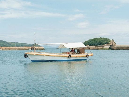 全国でも珍しい木造船で鞆の浦近海をゆったり遊覧＆釣り体験＜2時間／釣具一式レンタル付／福山＞ 