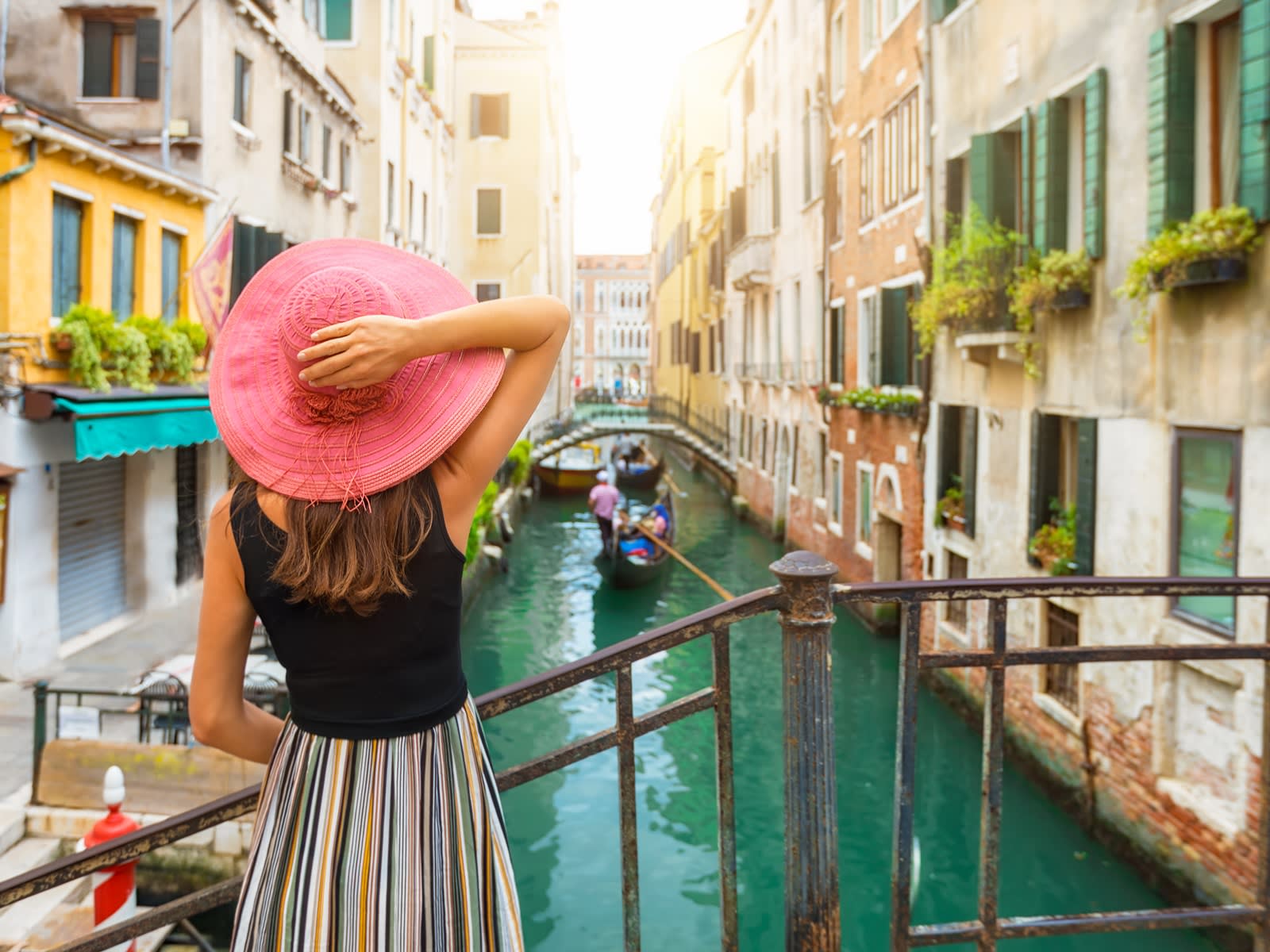 ベネチア観光ガイドツアー | ヴェネツィアの観光・オプショナルツアー専門 VELTRA(ベルトラ)