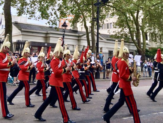おすすめガイドと行く！バッキンガム宮殿衛兵行進＋大英博物館　1日徒歩観光ツアー＜少人数制or貸切から選択可／ロンドン発＞by スタイルゲート