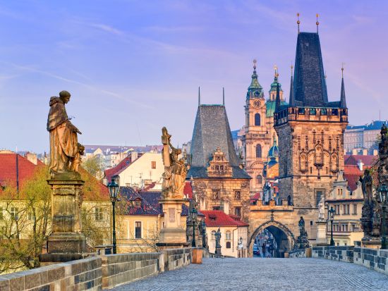 日本語ガイドと6時間でめぐる プラハ市内観光ツアー＜貸切／日本語／プラハ発＞