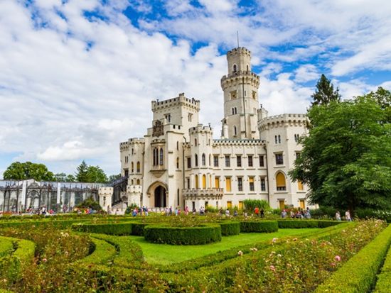 世界遺産チェスキークルムロフ＆ホラショヴィツェ 1日観光ツアー＜貸切／日本語／プラハ発＞