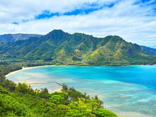 カハナ渓谷　カヤックレンタル　手付かずの自然が残るカハナ渓谷で、自由にカヤックを楽しもう！＜2時間30分＞by アクティブ・オアフ